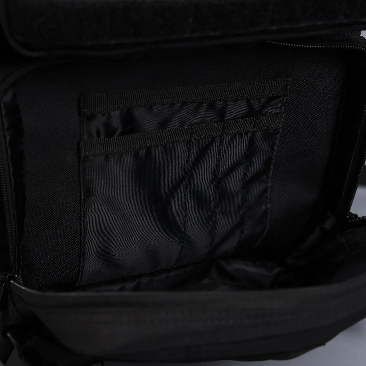 35L Backpack Black Venom